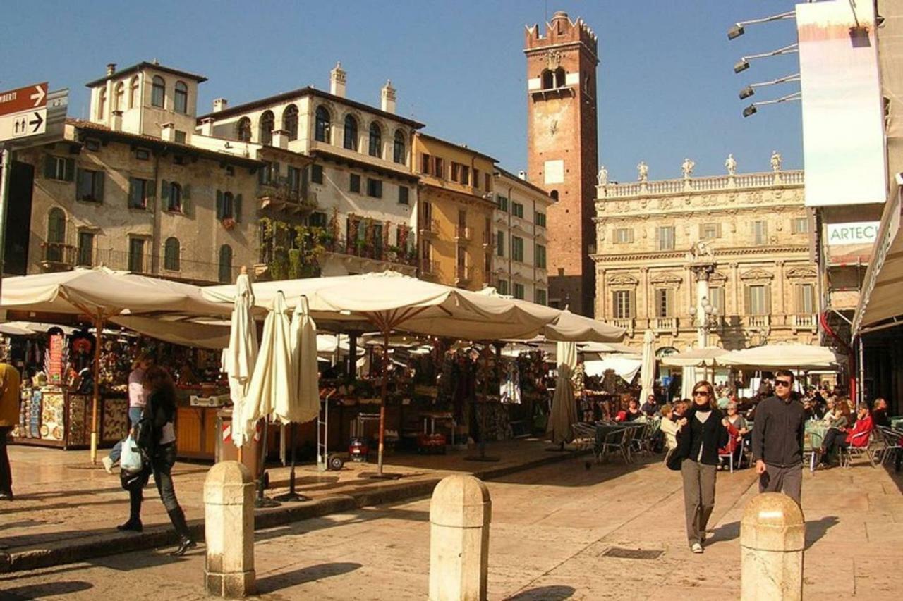 Like Home Verona Bagian luar foto